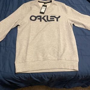 Oakley crewneck